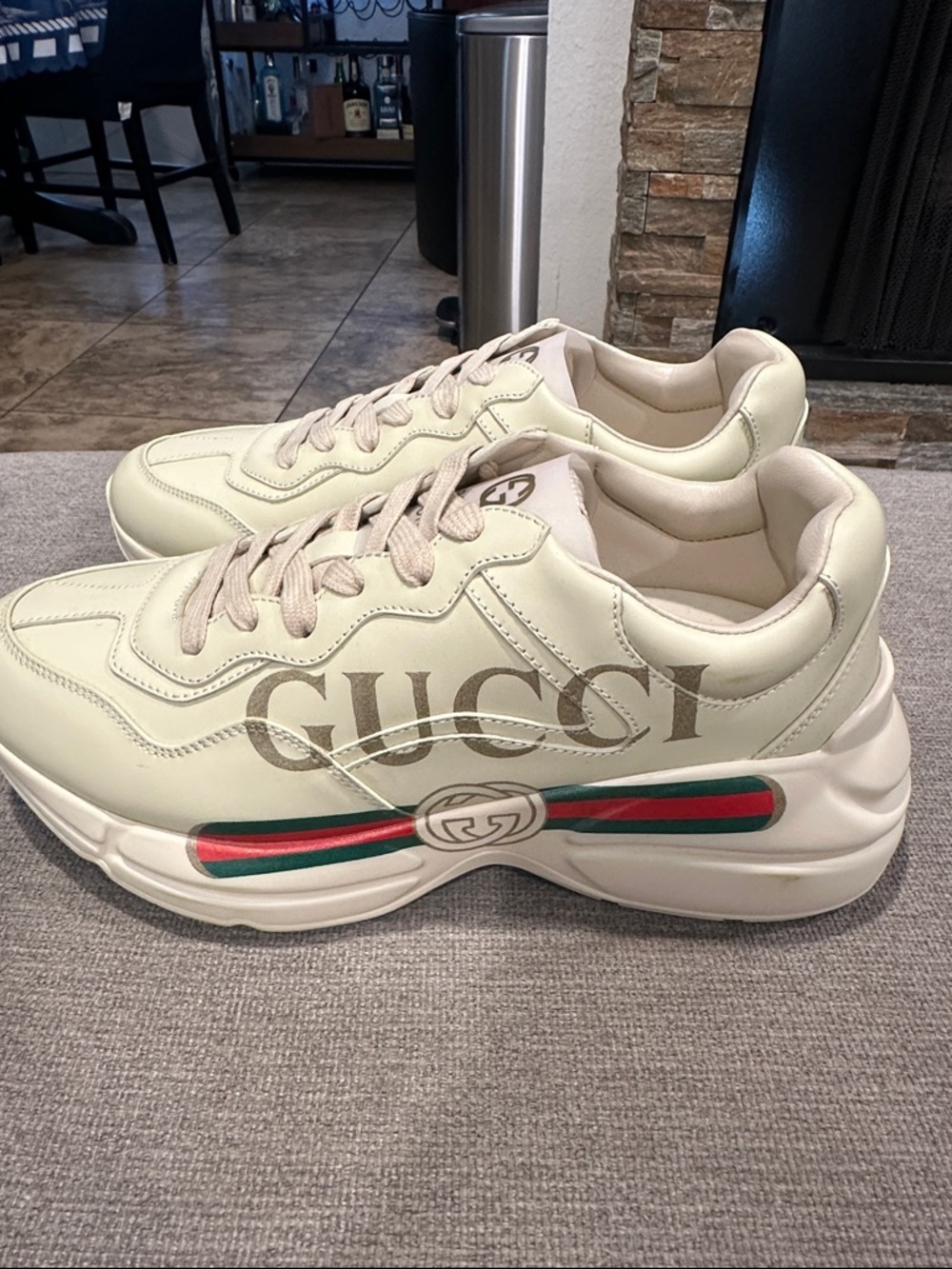 Off-White Leather Logo Sneakers with Green-Red Web size 39